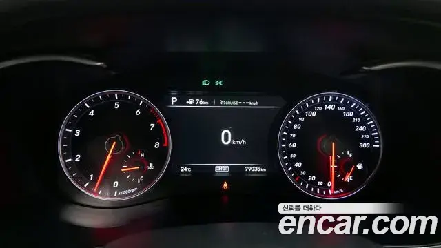 Genesis G70 2019 — Photo 13/19
