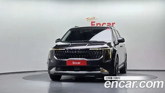 Kia Carnival 2023 — Фото 3/20