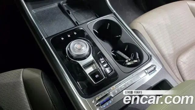 Kia Carnival 2023 — Фото 9/20