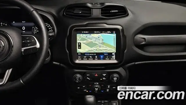 Jeep Renegade 2023 — ფოტო 12/31