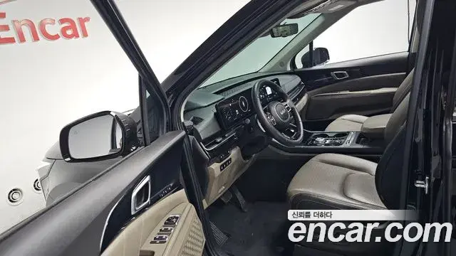 Kia Carnival 2023 — Şəkil 4/20
