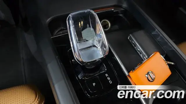 Volvo S60 2023 — Şəkil 23/38