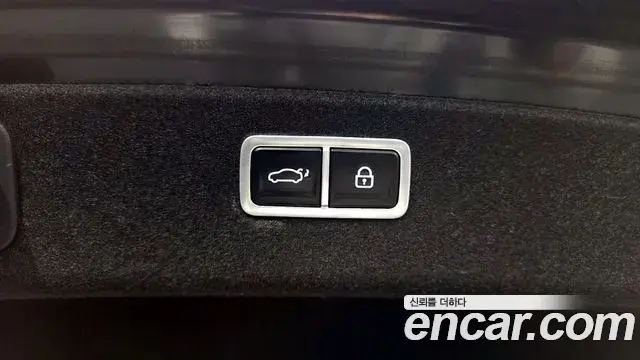Genesis G80 2021 — Photo 14/35