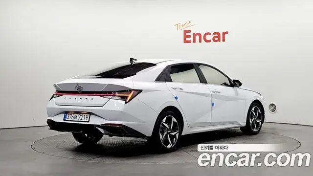 Hyundai The New Avante Hybrid 2022 — Şəkil 16/20
