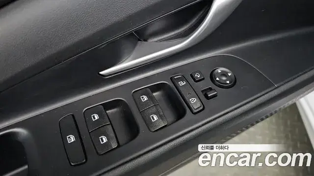 Hyundai The New Avante Hybrid 2022 — Şəkil 17/20