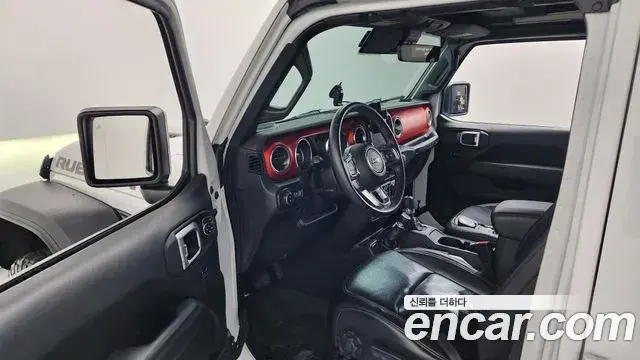 Jeep Wrangler 2019 — Şəkil 19/33