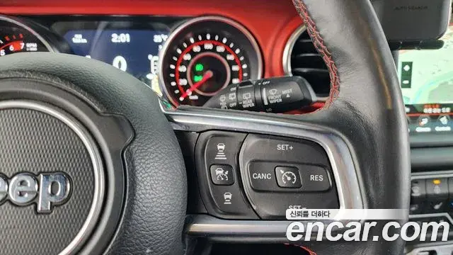 Jeep Wrangler 2019 — Şəkil 6/33