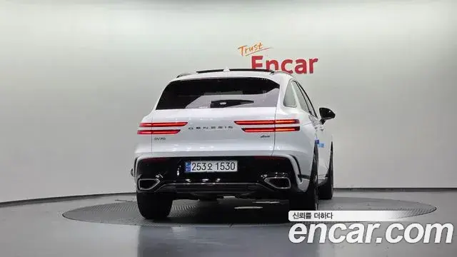 Genesis GV70 2025 — ფოტო 7/20