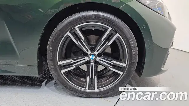 BMW 4 Series 2022 — Photo 29/30