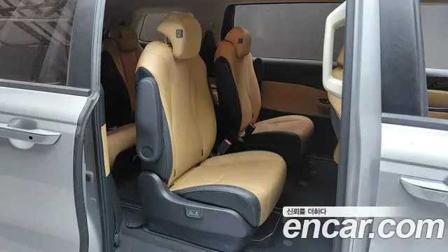 Kia Carnival 2021 — Şəkil 11/29