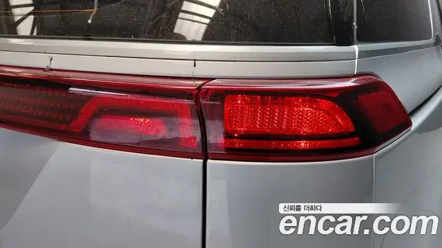 Kia Carnival 2021 — Şəkil 26/29