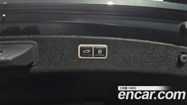 Genesis G80 2025 — Photo 16/34