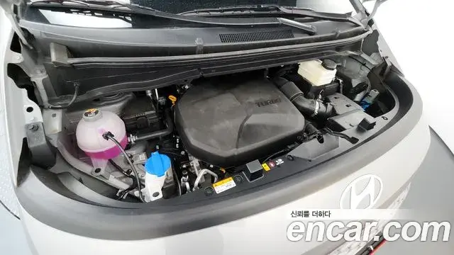 Hyundai Staria 2025 — Фото 5/20