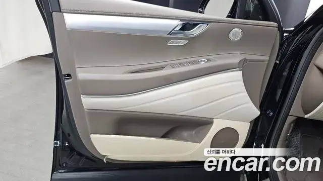 Genesis GV80 2022 — Şəkil 21/38