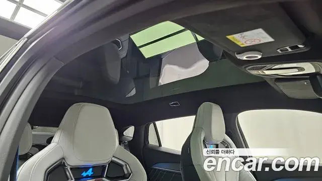Renault Samsung Filante 2026 — Photo 13/36