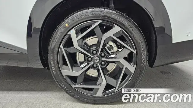 Renault Samsung Filante 2026 — Photo 36/36