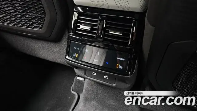 Renault Samsung Filante 2026 — Photo 25/36