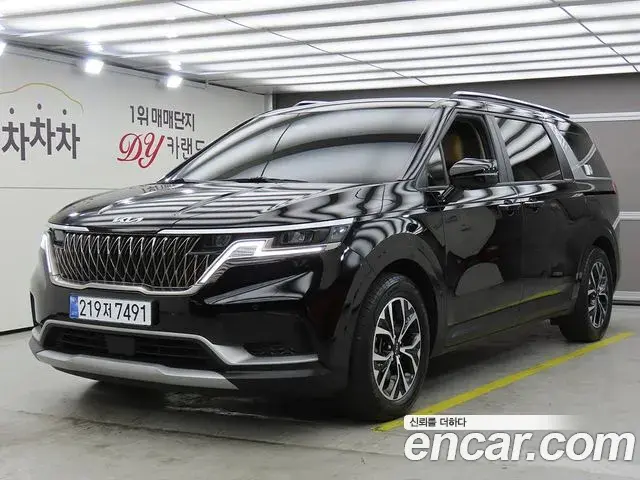 Kia Carnival 2023 — Фото 20/20