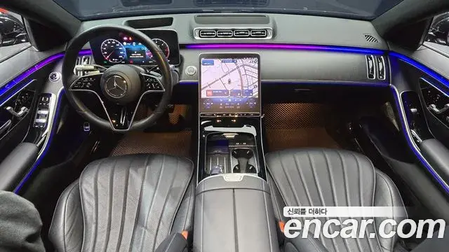Mercedes-Benz S-Class 2024 — Photo 21/33