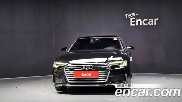 Audi A6 2021 — ფოტო 33/35