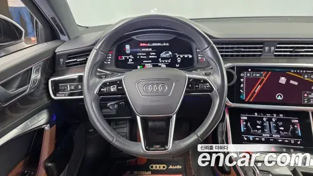 Audi A6 2021 — ფოტო 30/35