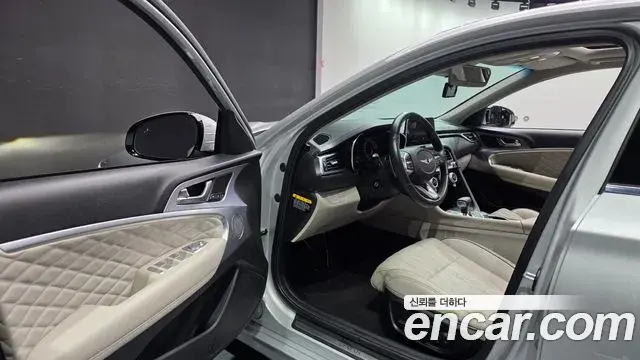 Genesis G70 2018 — ფოტო 1/31
