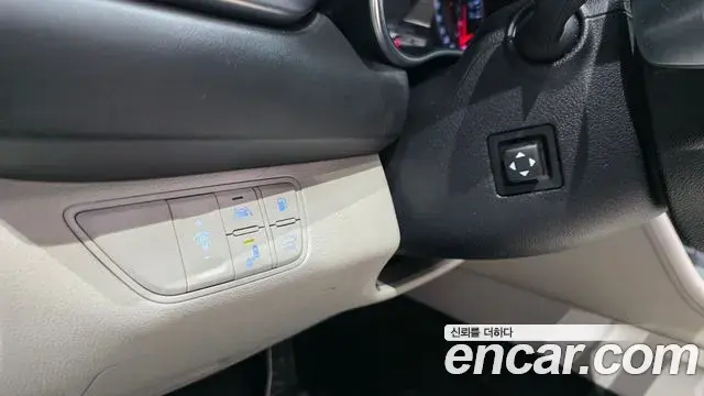 Genesis G70 2018 — ფოტო 10/31