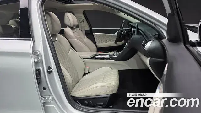 Genesis G70 2018 — ფოტო 22/31