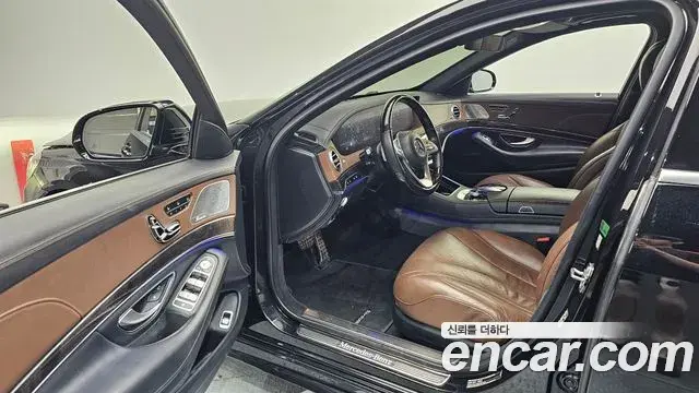 Mercedes-Benz S-Class 2018 — Photo 4/20