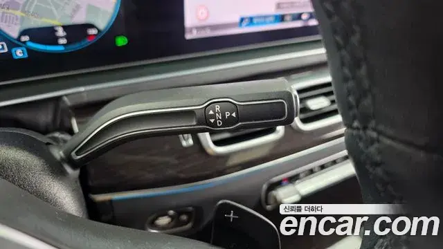 Mercedes-Benz GLE-Class 2021 — ფოტო 12/20