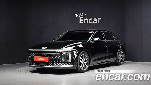 Hyundai Grandeur 2023 — Фото 1/20