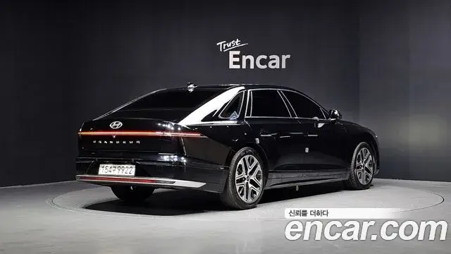 Hyundai Grandeur 2023 — Фото 2/20