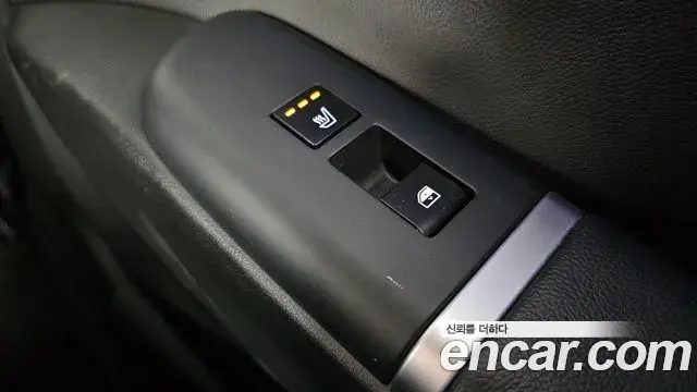 Hyundai Grandeur 2023 — Фото 19/20