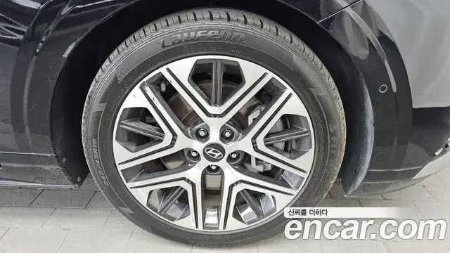 Hyundai Grandeur Hybrid 2023 — Photo 18/34