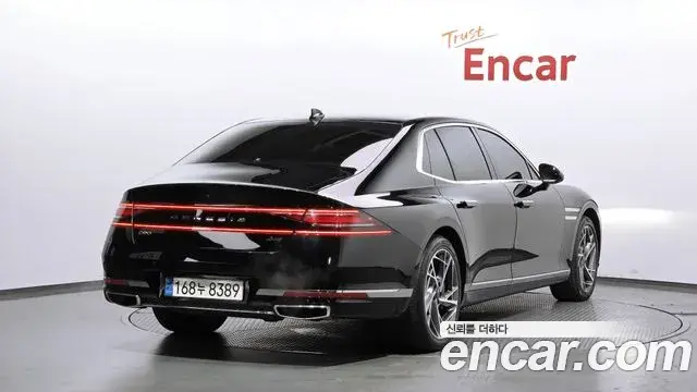 Genesis G90 2022 — Şəkil 34/36