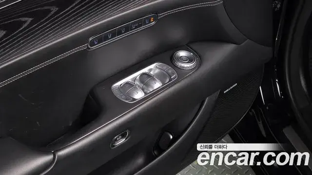 Genesis G90 2022 — Şəkil 32/36