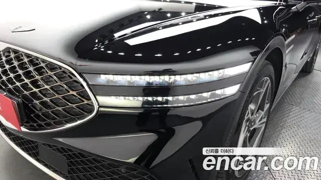 Genesis G90 2022 — Şəkil 33/36