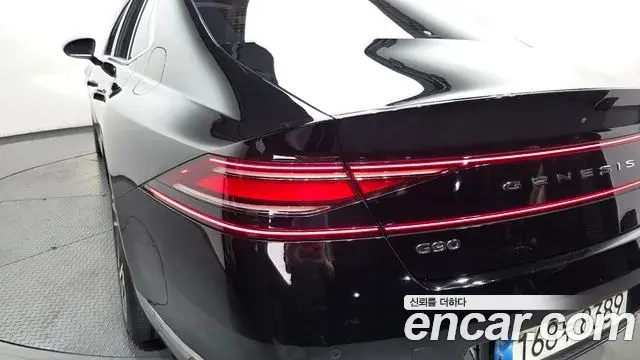 Genesis G90 2022 — Şəkil 11/36