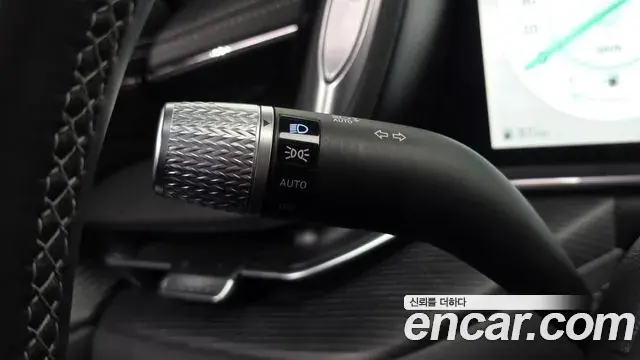 Genesis G90 2022 — Şəkil 14/36