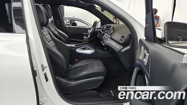 Mercedes-Benz GLS-Class 2022 — Фото 11/20