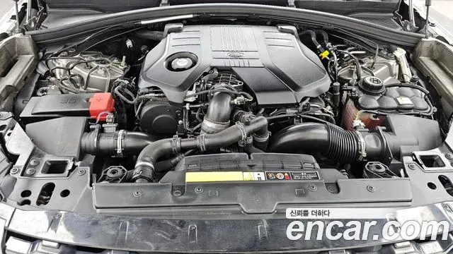Land Rover Range Rover Velar 2018 — Şəkil 16/34