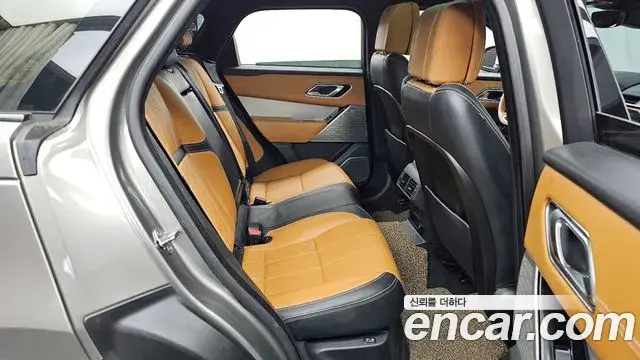 Land Rover Range Rover Velar 2018 — Şəkil 25/34