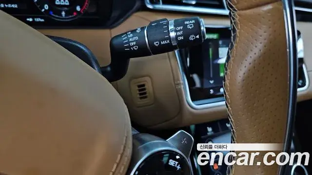Land Rover Range Rover Velar 2018 — Şəkil 3/34