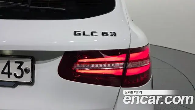 Mercedes-Benz GLC-Class 2018 — Photo 21/32