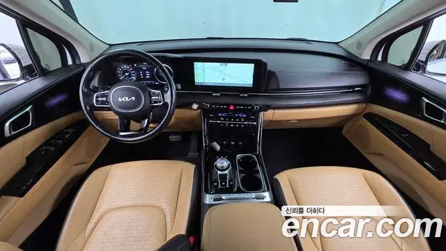 Kia Carnival 2021 — Photo 7/20