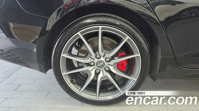 Genesis G70 2021 — Şəkil 15/38