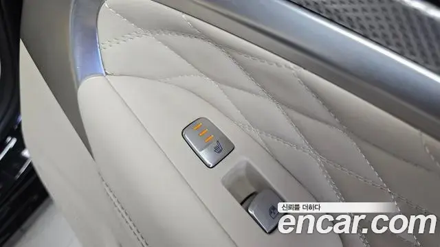 Genesis G70 2021 — Şəkil 25/38