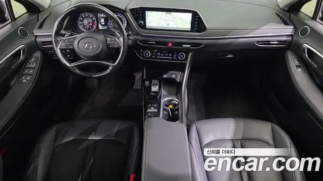 Hyundai Sonata 2022 — Фото 7/20
