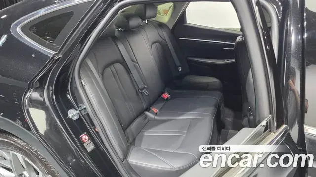 Hyundai Sonata 2022 — Фото 12/20