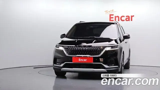 Kia Carnival 2021 — Фото 3/20
